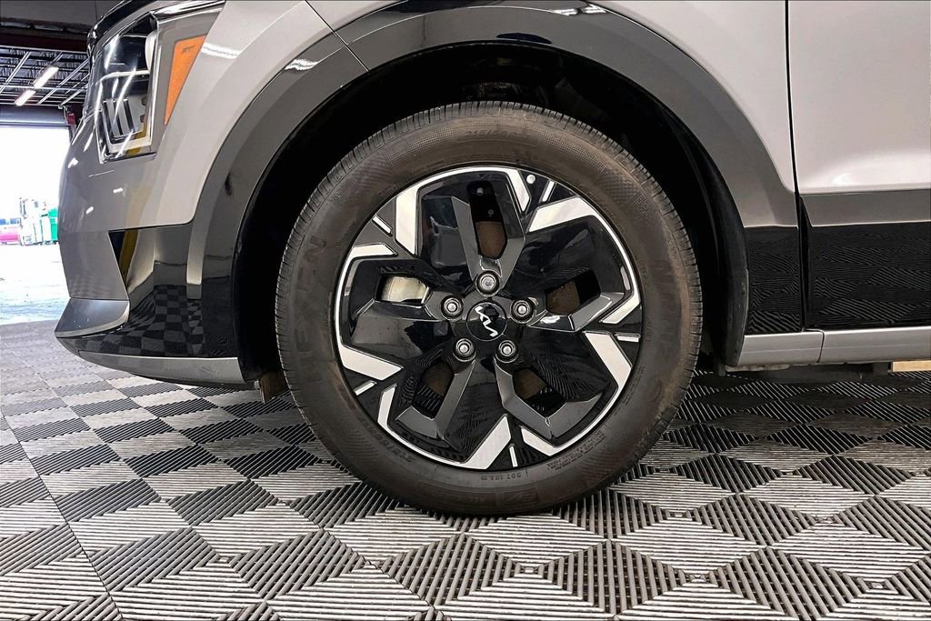 Used 2025 Kia Niro Wind FWD image 8