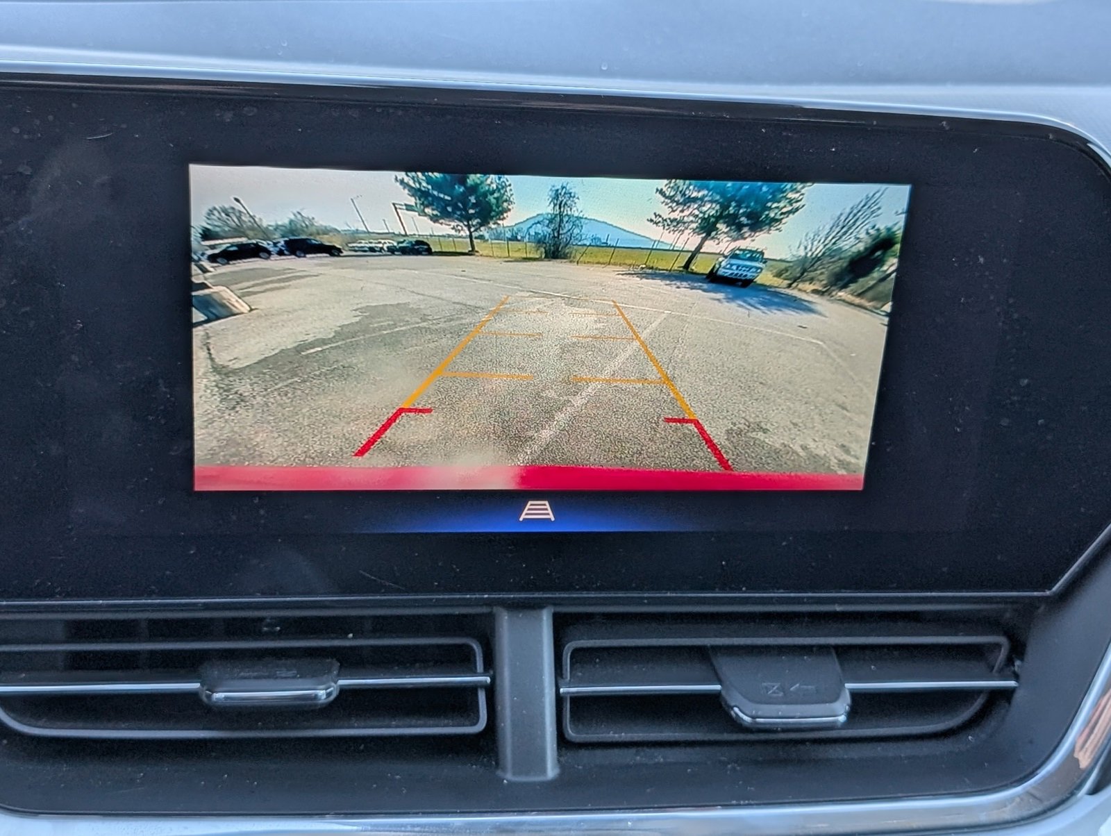 Used 2025 Chevrolet Trax LT w/ Driver Confidence Package image 10