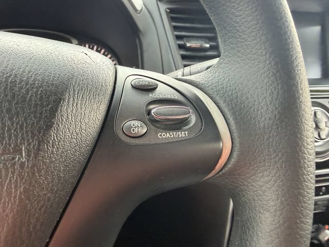 Used 2019 Nissan Pathfinder S AWD/4WD image 31