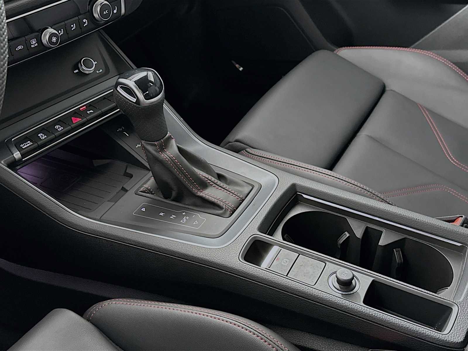 Certified 2025 Audi Q3 2.0T Premium Plus w/ Premium Plus Package image 16