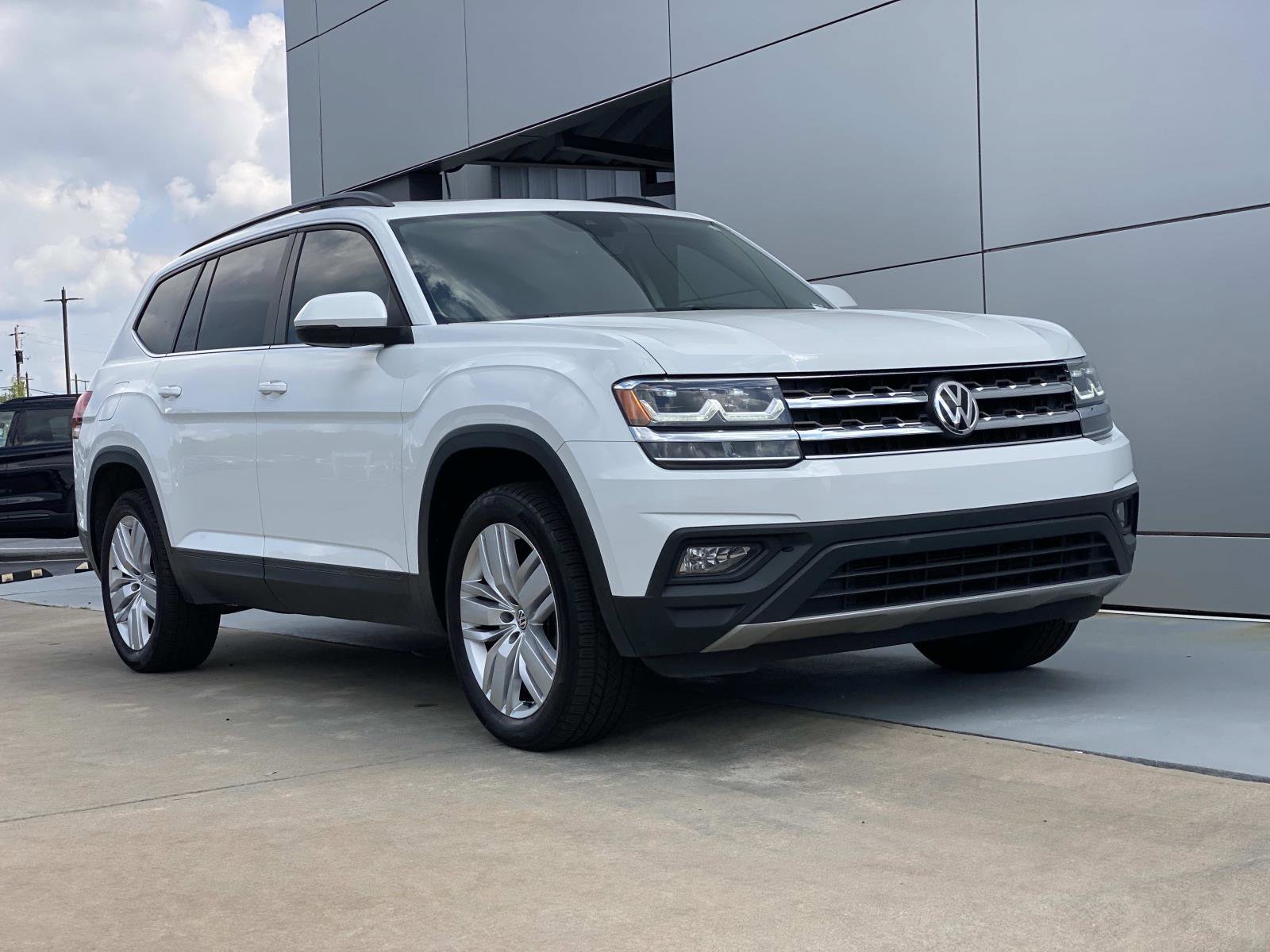 Used 2020 Volkswagen Atlas SE w/ Panoramic Sunroof Package