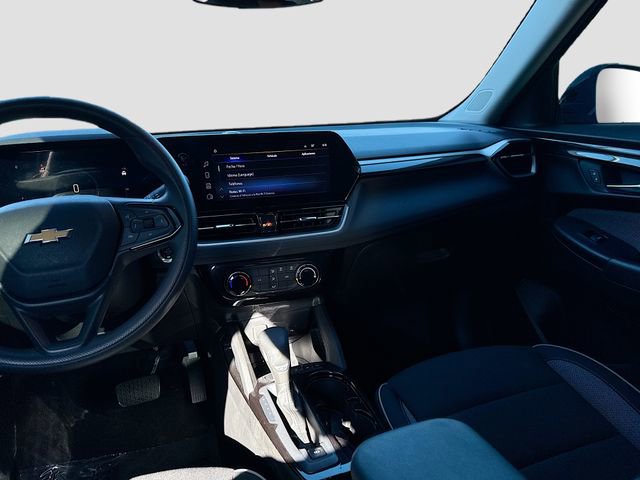 Used 2024 Chevrolet TrailBlazer LT w/ Driver Confidence Package image 22