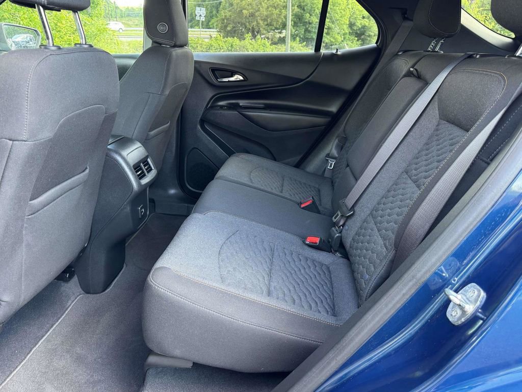 Used 2021 Chevrolet Equinox LT AWD/4WD image 17