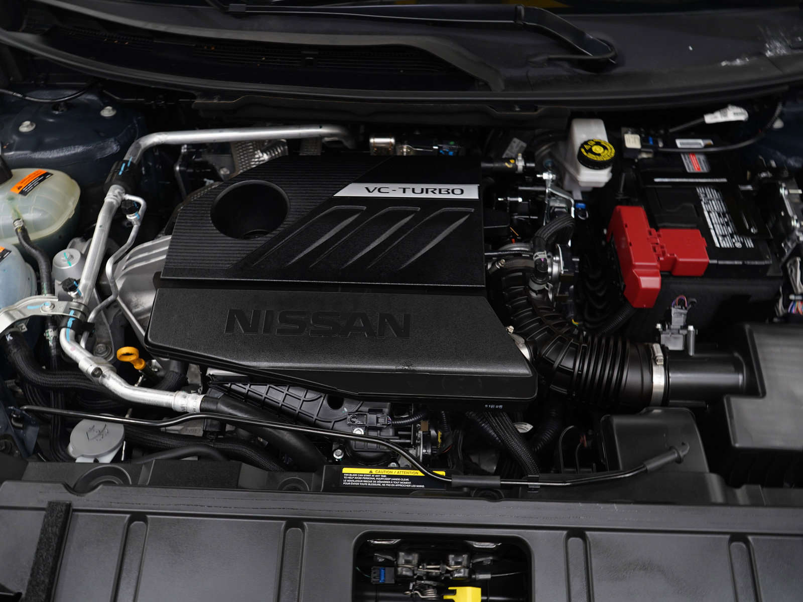 Used 2025 Nissan Rogue SV image 32