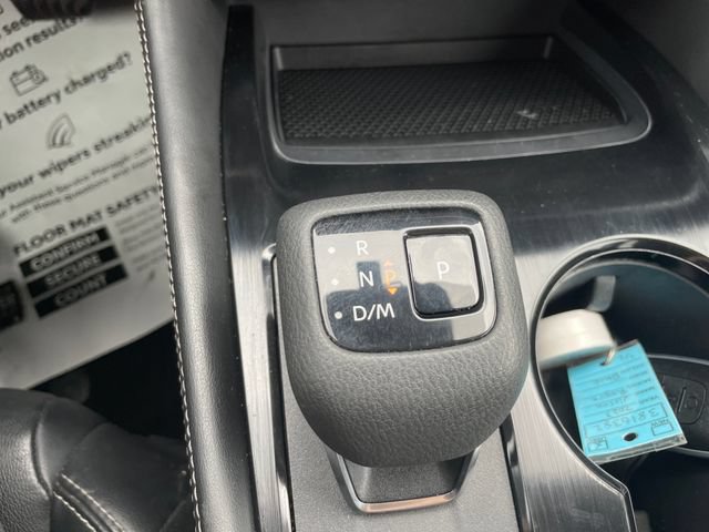 Used 2023 Nissan Rogue SL AWD/4WD image 15