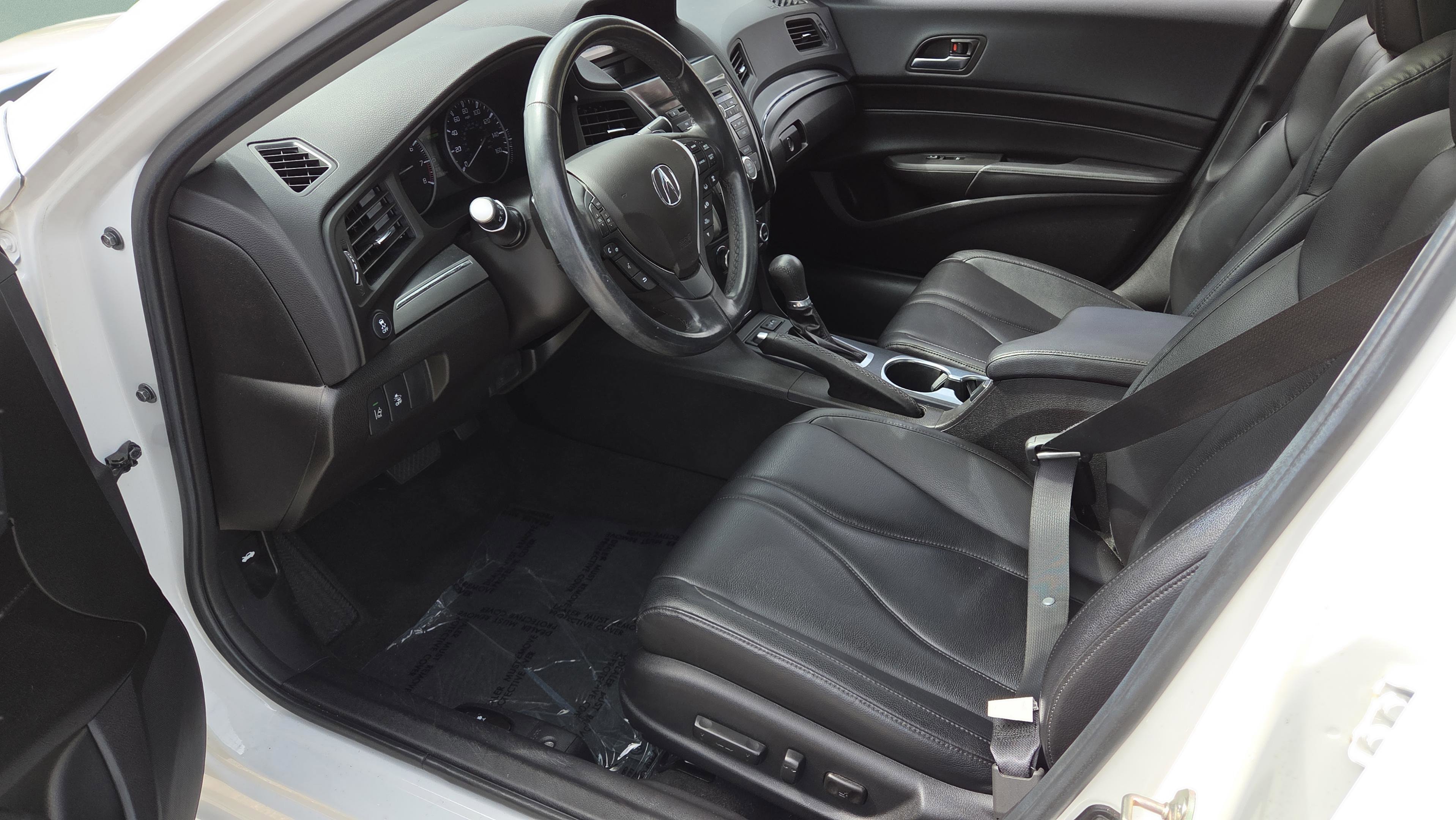 Used 2019 Acura ILX image 9