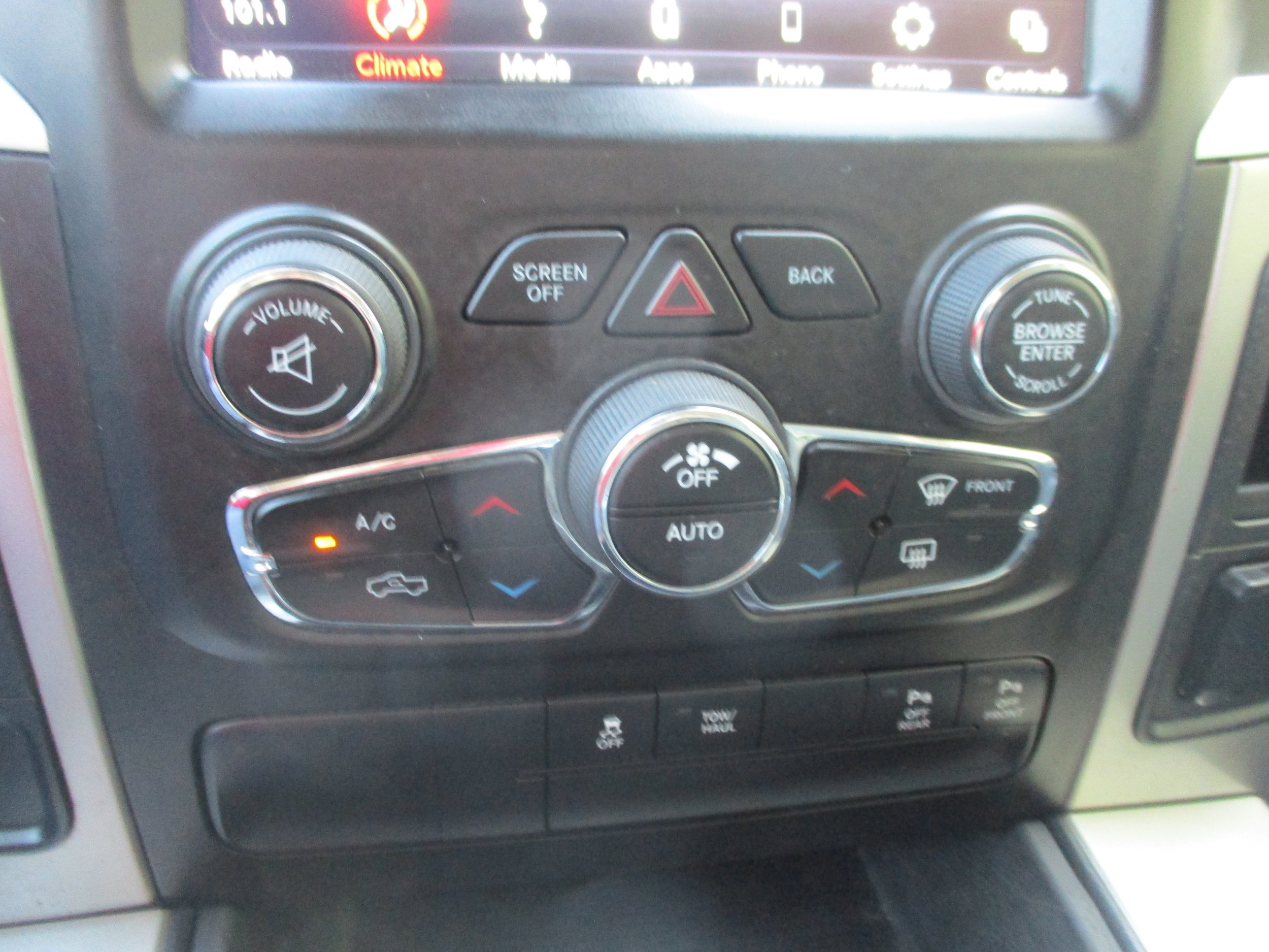 Used 2019 RAM 1500 Lone Star RWD image 13