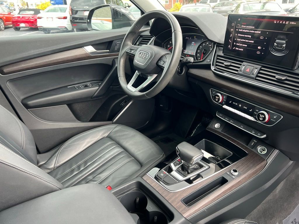 Used 2023 Audi Q5 2.0T Premium w/ Convenience Package image 44