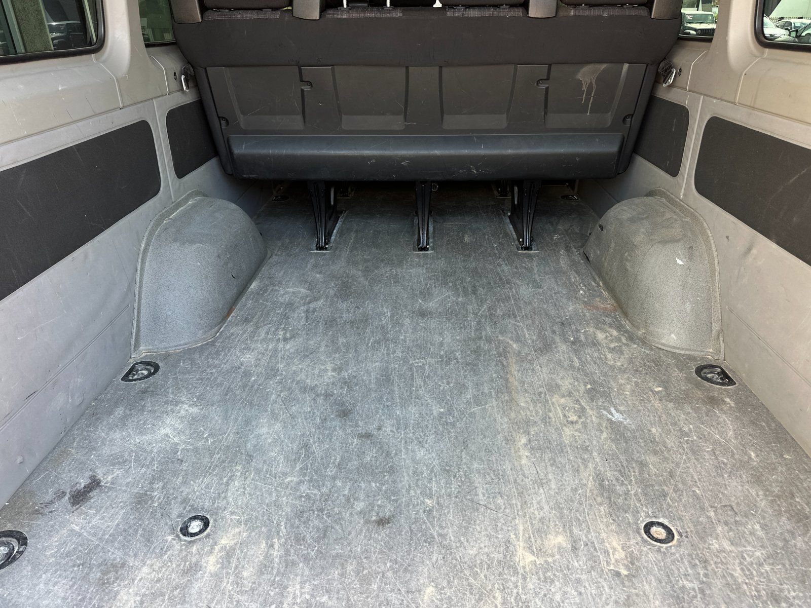 Used 2015 Mercedes-Benz Sprinter 2500 image 15