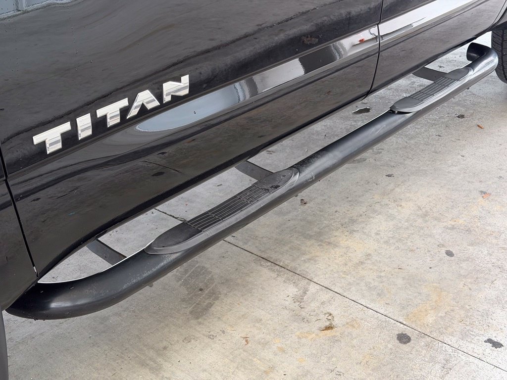 Used 2021 Nissan Titan SV w/ SV Convenience Package RWD image 17