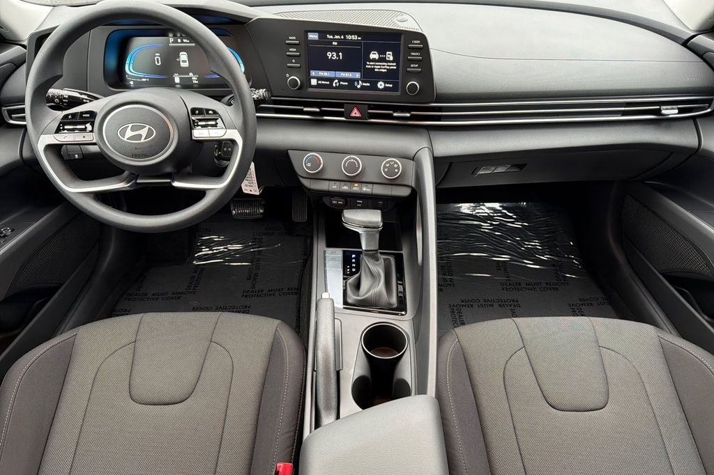 New 2026 Hyundai Elantra SE image 11