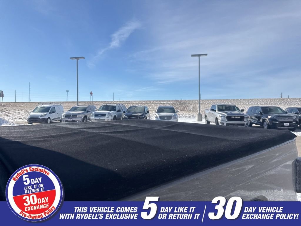 Used 2021 Jeep Gladiator Willys image 11
