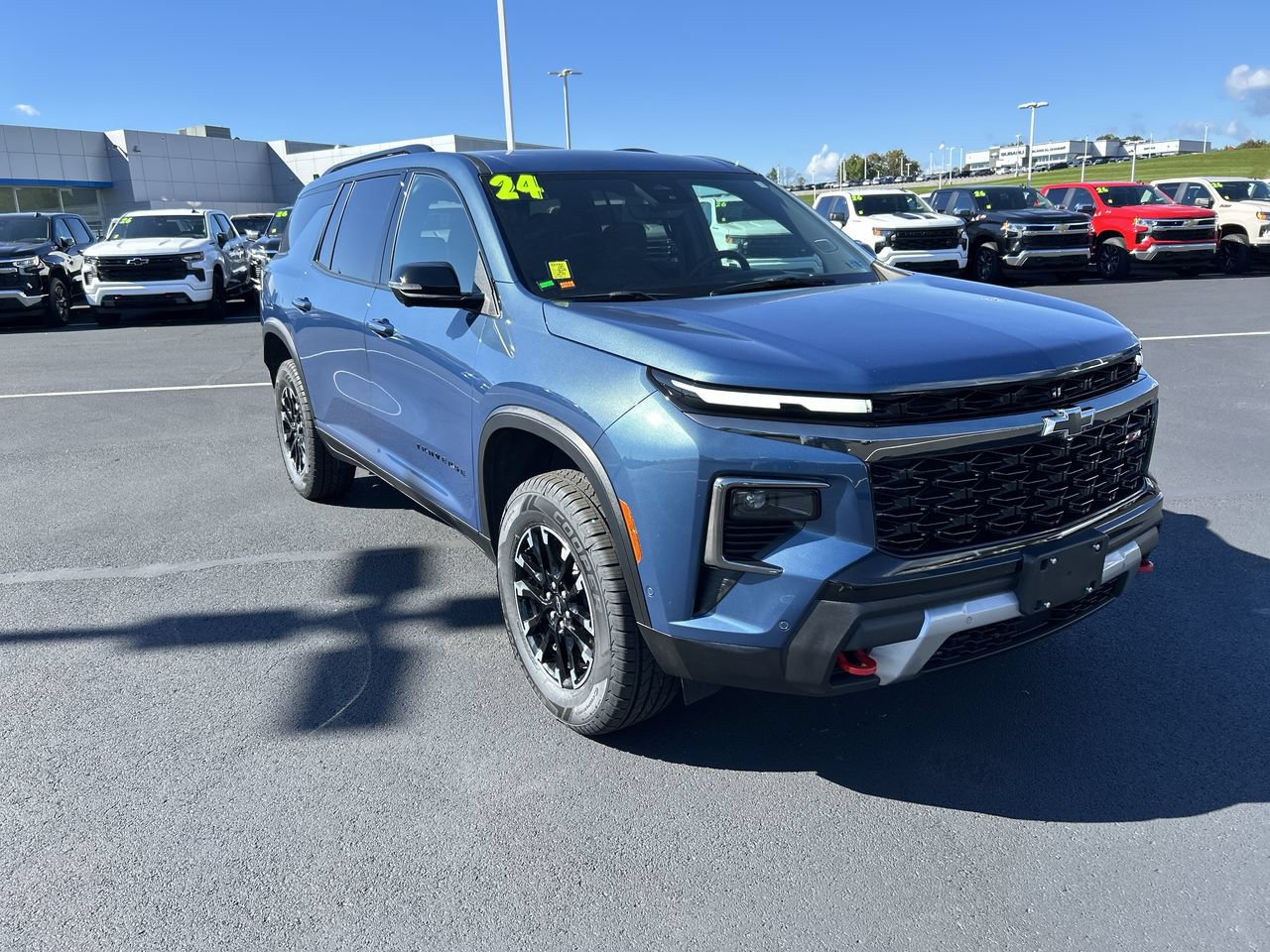 Used 2024 Chevrolet Traverse Z71 w/ Enhanced Driving Package