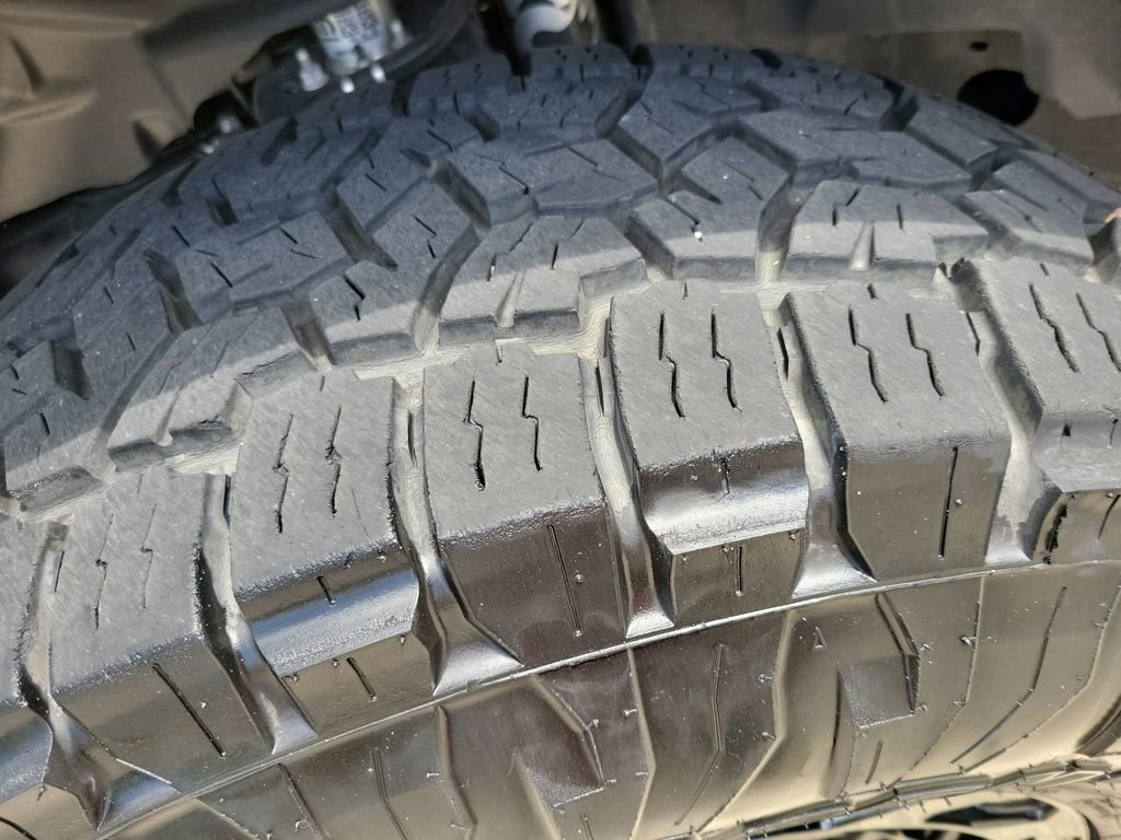 Used 2023 Jeep Gladiator Mojave w/ Cold Weather Group image 31