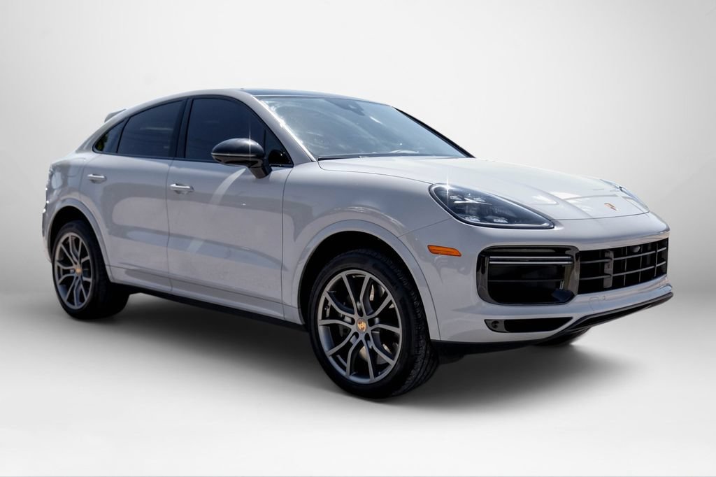 Used 2023 Porsche Cayenne Turbo AWD/4WD image 4