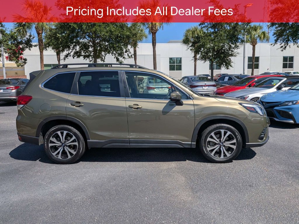Used 2023 Subaru Forester Limited AWD/4WD image 3