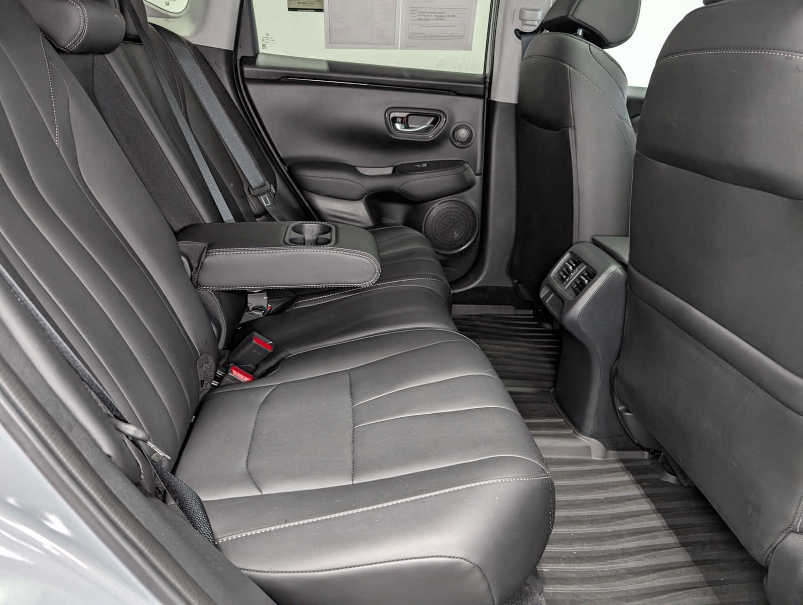 Certified 2025 Acura ADX AWD image 40