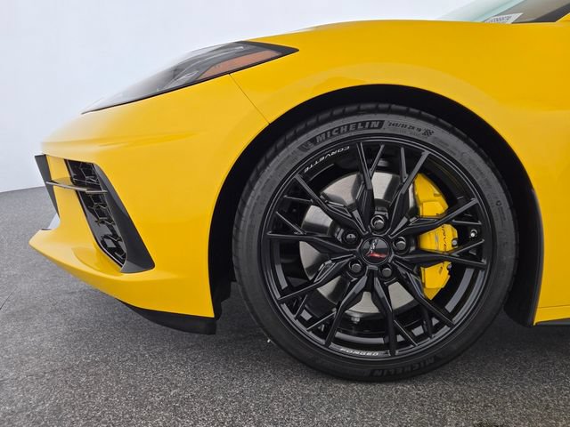 Used 2026 Chevrolet Corvette Stingray Premium Conv w/ Z51 Performance Package RWD image 8