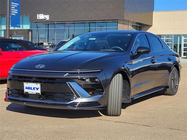 New 2026 Hyundai Sonata Limited image 2