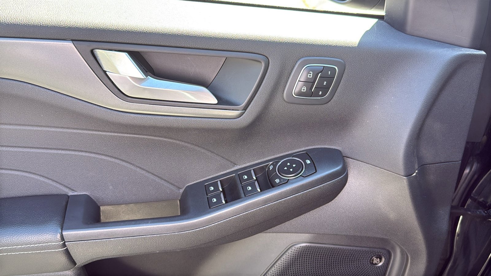 Used 2023 Ford Escape Active w/ Tech Pack #2 AWD/4WD image 11
