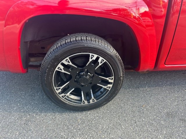 Used 2005 Chevrolet Colorado LS image 13