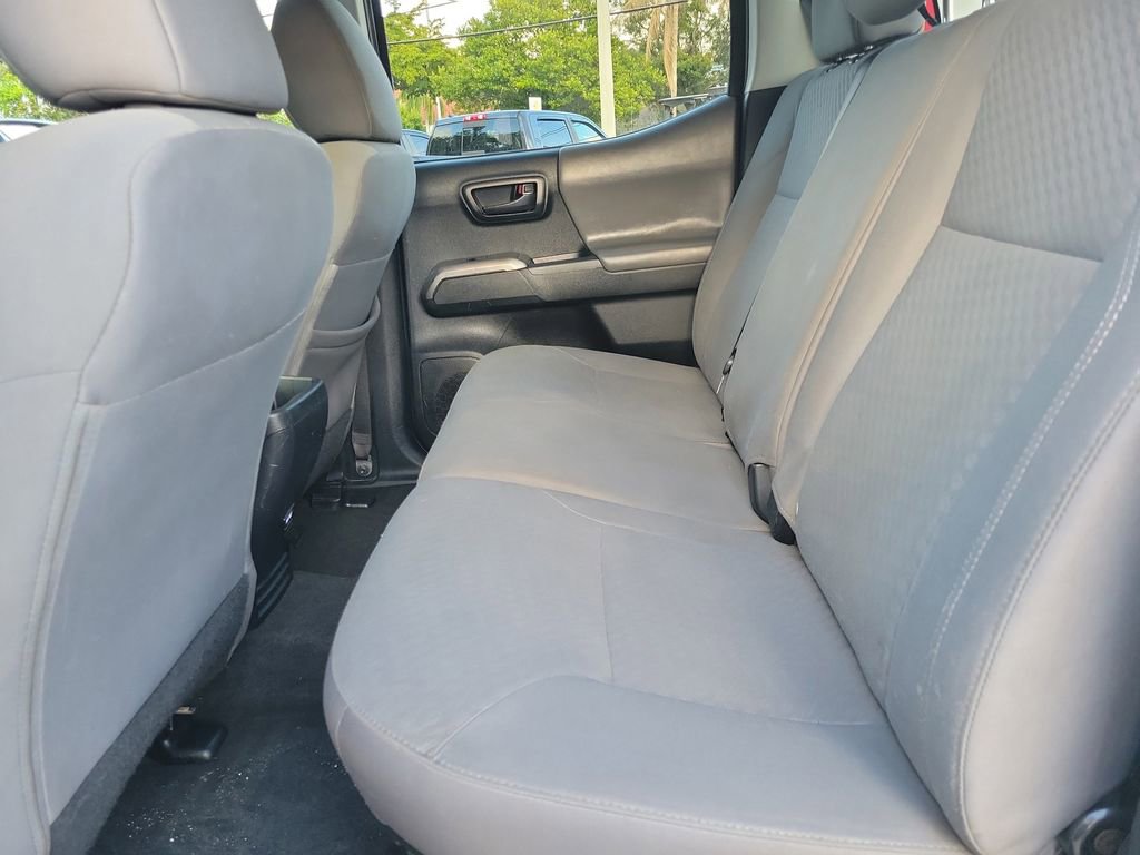 Used 2022 Toyota Tacoma SR5 image 17