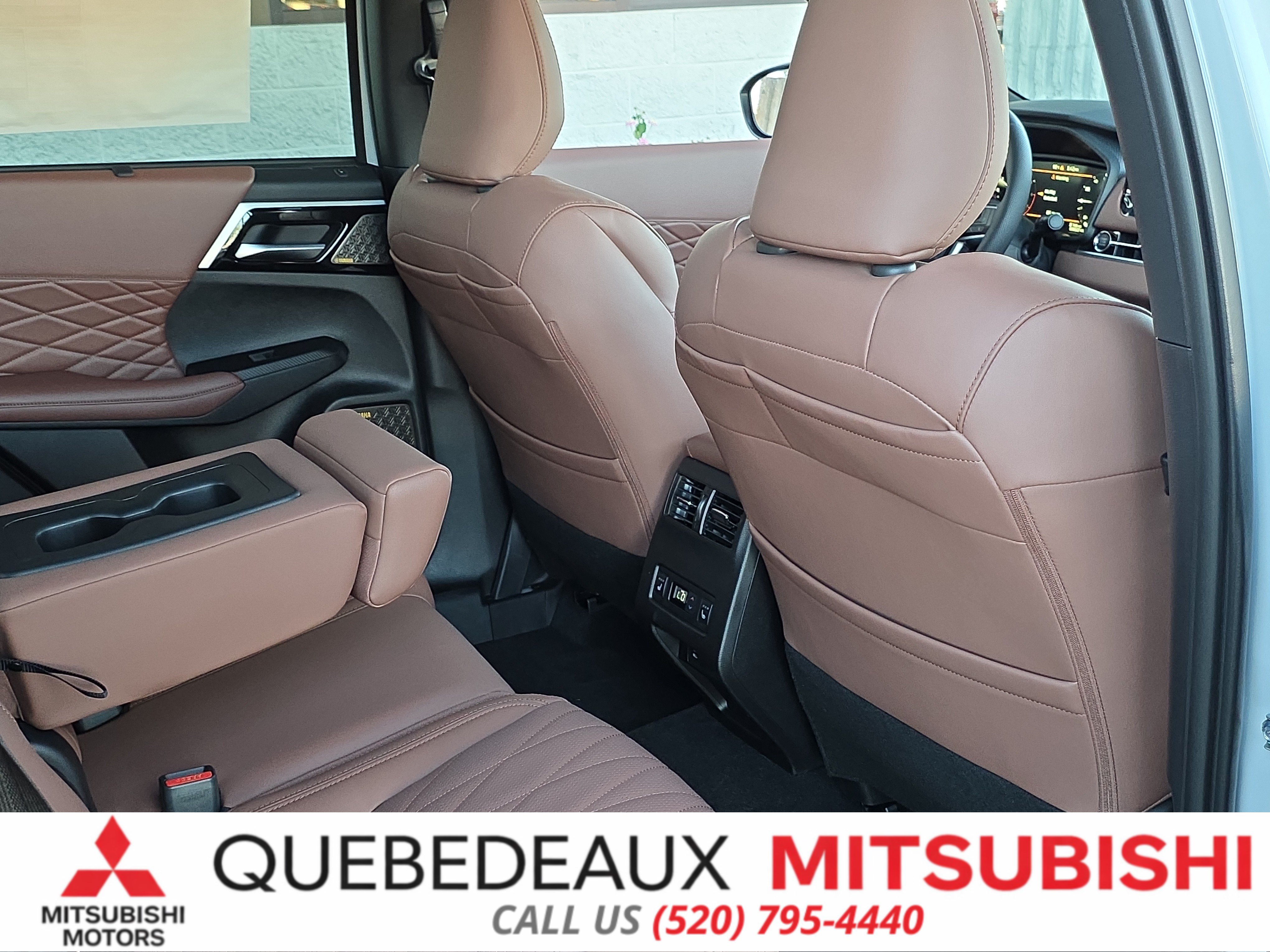New 2026 Mitsubishi Outlander SEL FWD image 32
