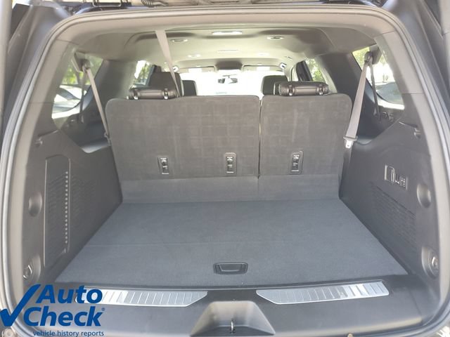 Used 2023 Chevrolet Suburban RST w/ Luxury Package RWD image 10