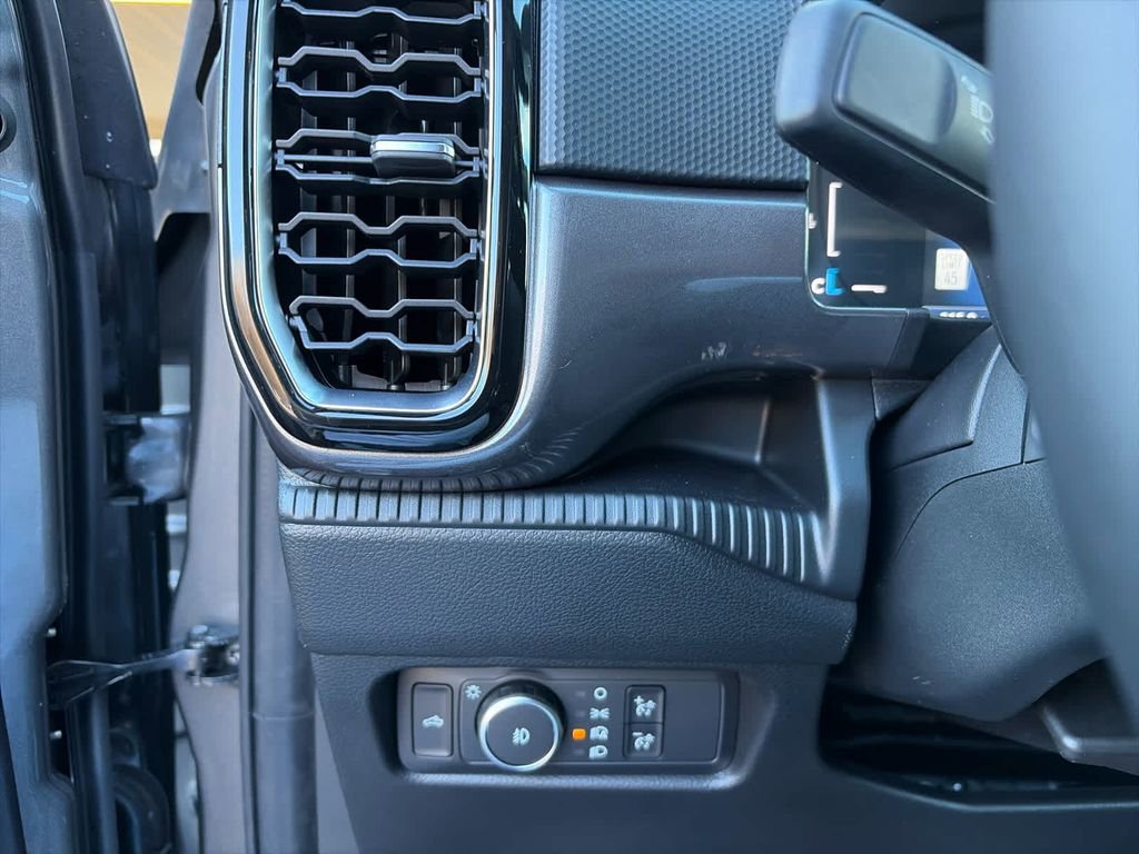 New 2025 Ford Ranger XLT image 13