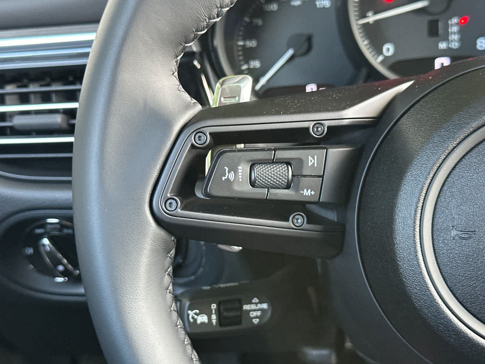 New 2026 Porsche Macan Turbo AWD/4WD image 26