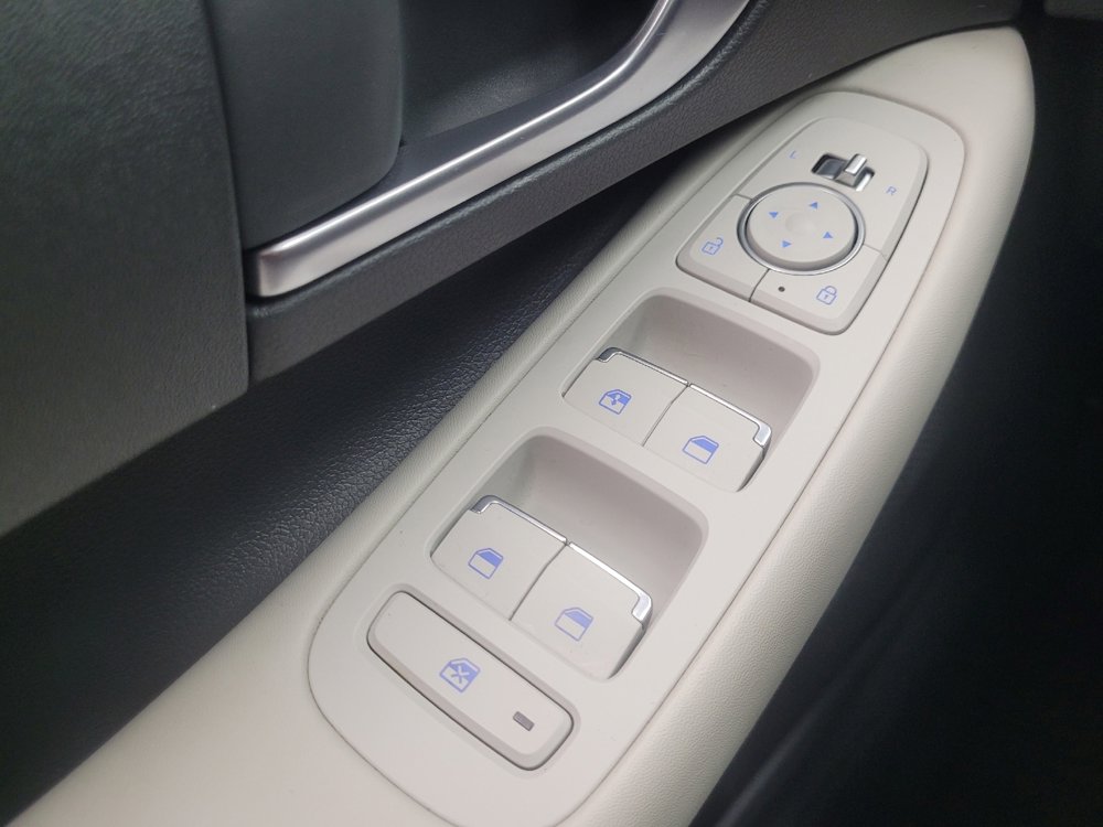 Used 2023 Hyundai Sonata SE FWD image 27