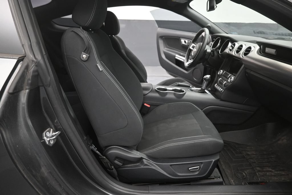 Used 2019 Ford Mustang Coupe w/ Equipment Group 101A RWD image 19