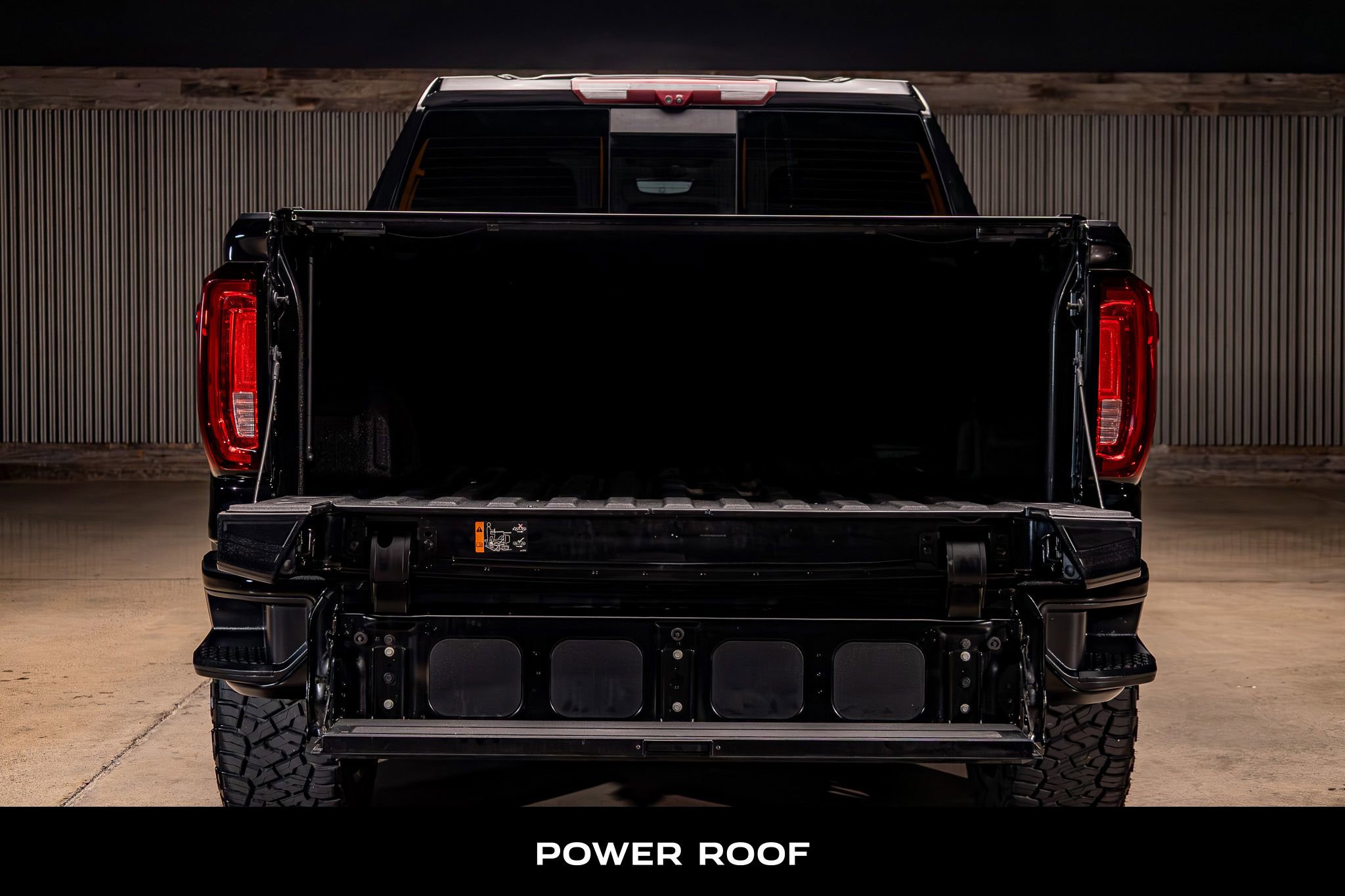 Used 2022 GMC Sierra 1500 AT4 w/ AT4 Premium Package image 8