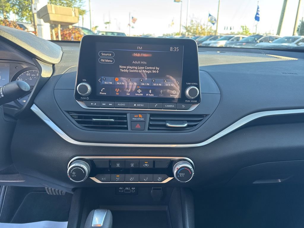 Used 2025 Nissan Altima 2.5 S image 16