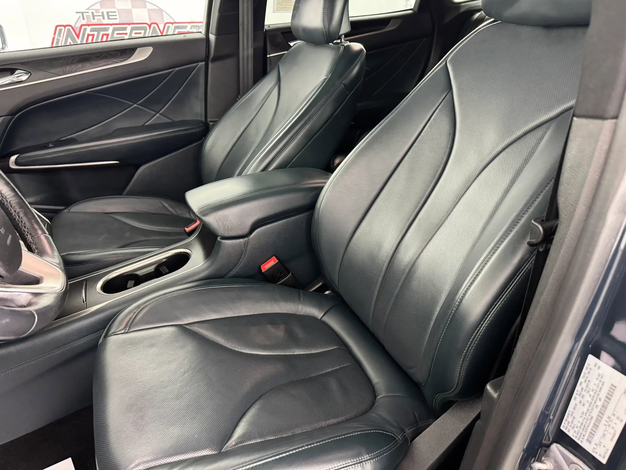 Used 2019 Lincoln MKC Reserve w/ MKC Climate Package AWD/4WD image 35