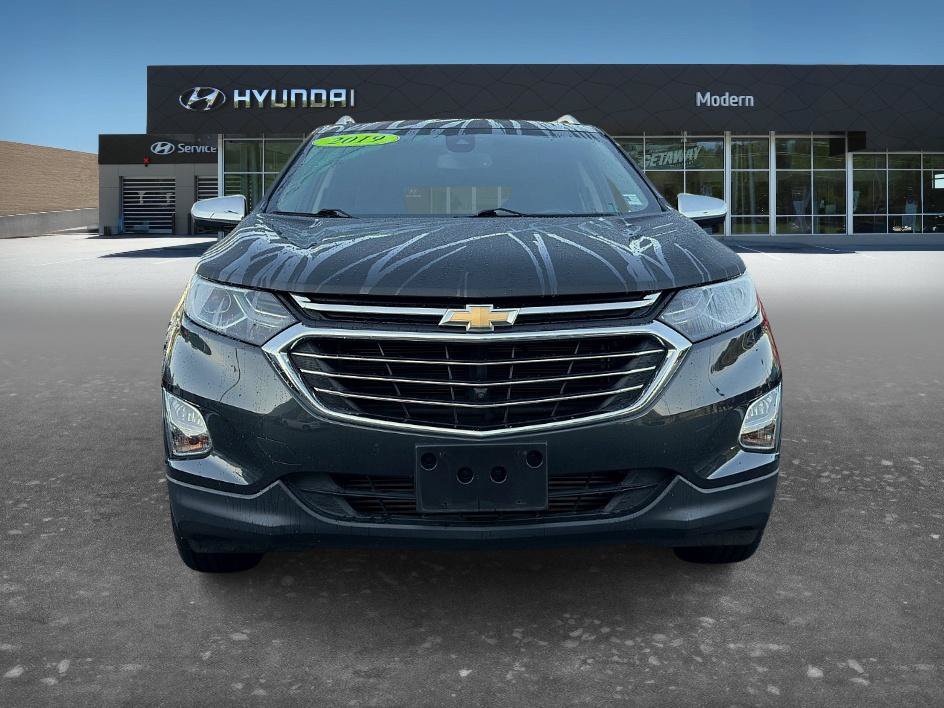 Used 2019 Chevrolet Equinox Premier FWD image 2