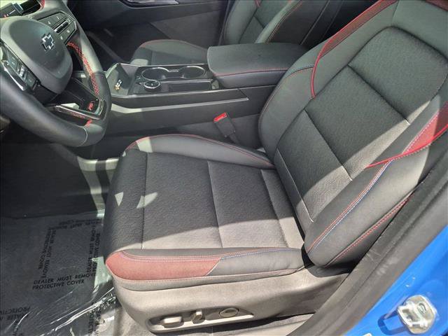 Used 2025 Chevrolet Equinox RS FWD image 16