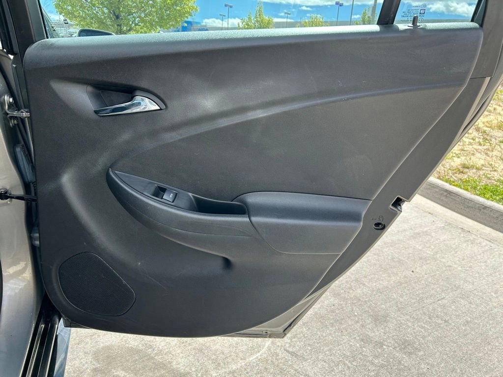 Used 2017 Chevrolet Volt Premier w/ Driver Confidence II Package image 29