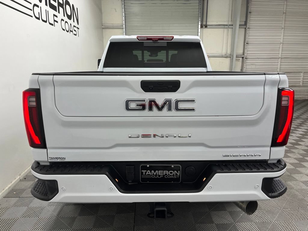 Used 2026 GMC Sierra 2500 Denali Ultimate AWD/4WD image 8