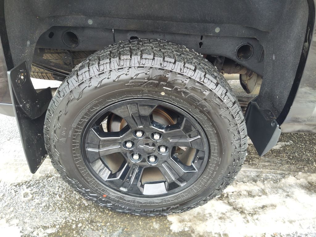 Used 2016 Chevrolet Silverado 1500 LT w/ Midnight Edition image 21