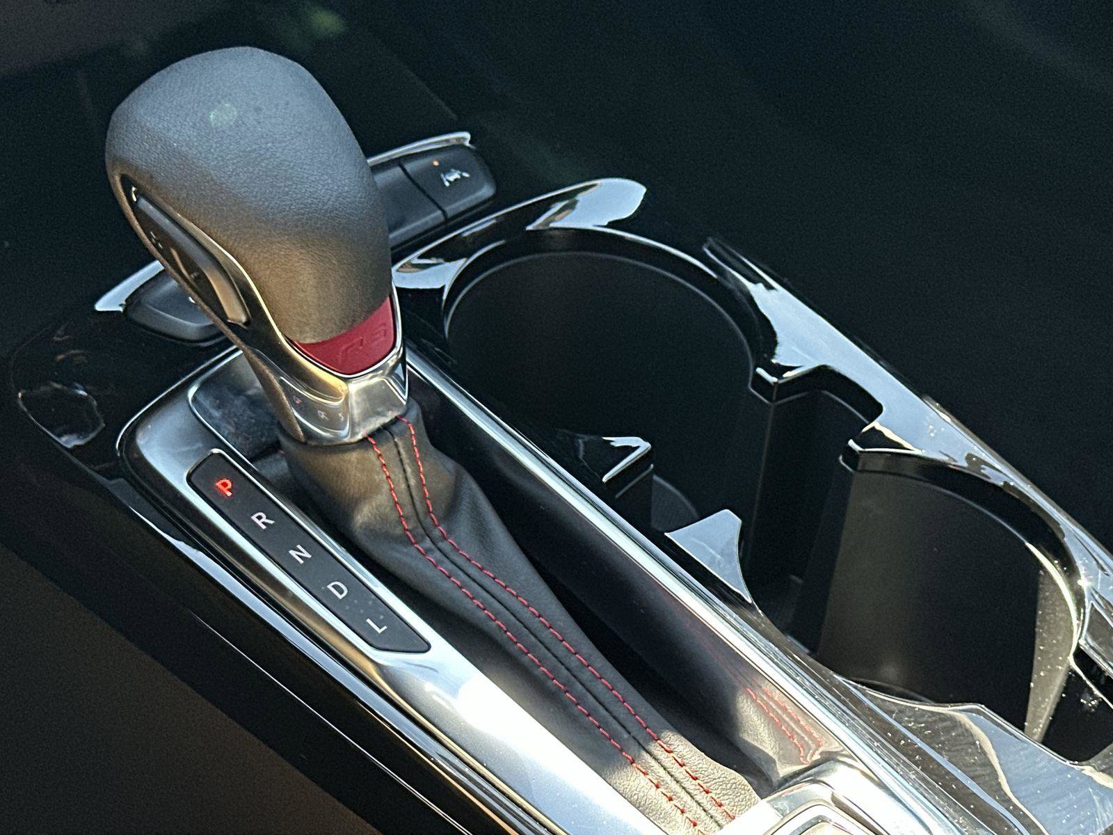 Used 2024 Chevrolet Trax RS w/ Driver Confidence Package image 17