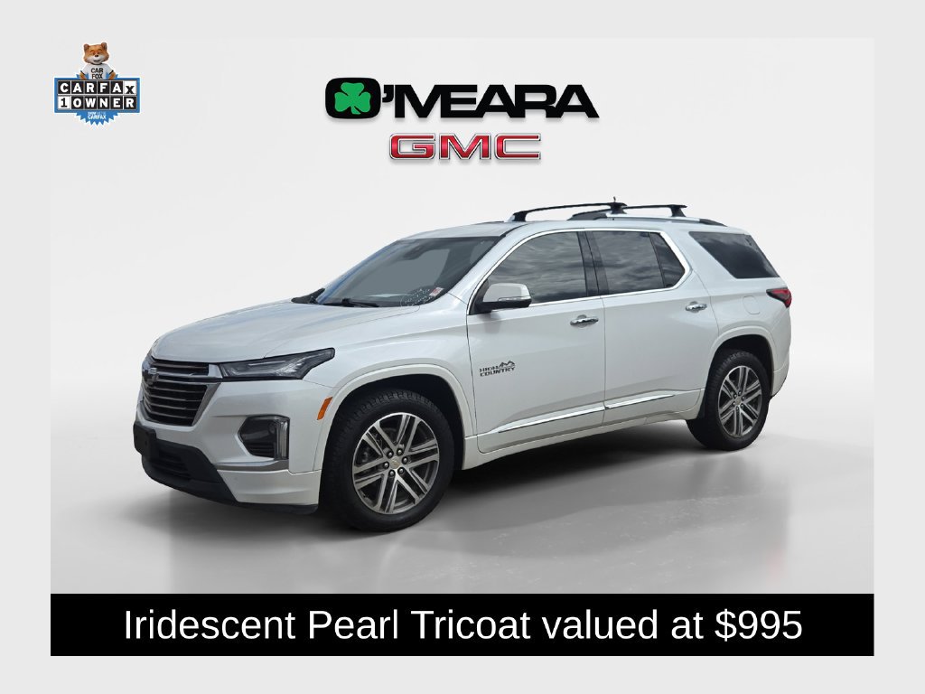 Used 2023 Chevrolet Traverse High Country w/ LPO, Floor Liner Package AWD/4WD image 1