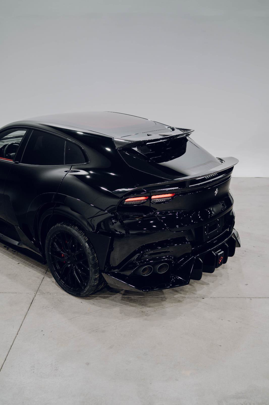 Used 2025 Ferrari Purosangue image 8