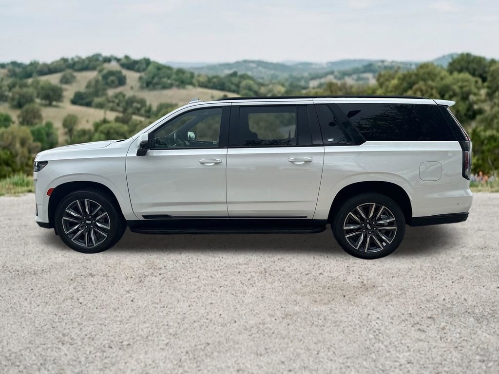 Used 2021 Cadillac Escalade ESV Sport RWD image 5