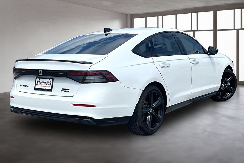 Used 2026 Honda Accord Sport image 6
