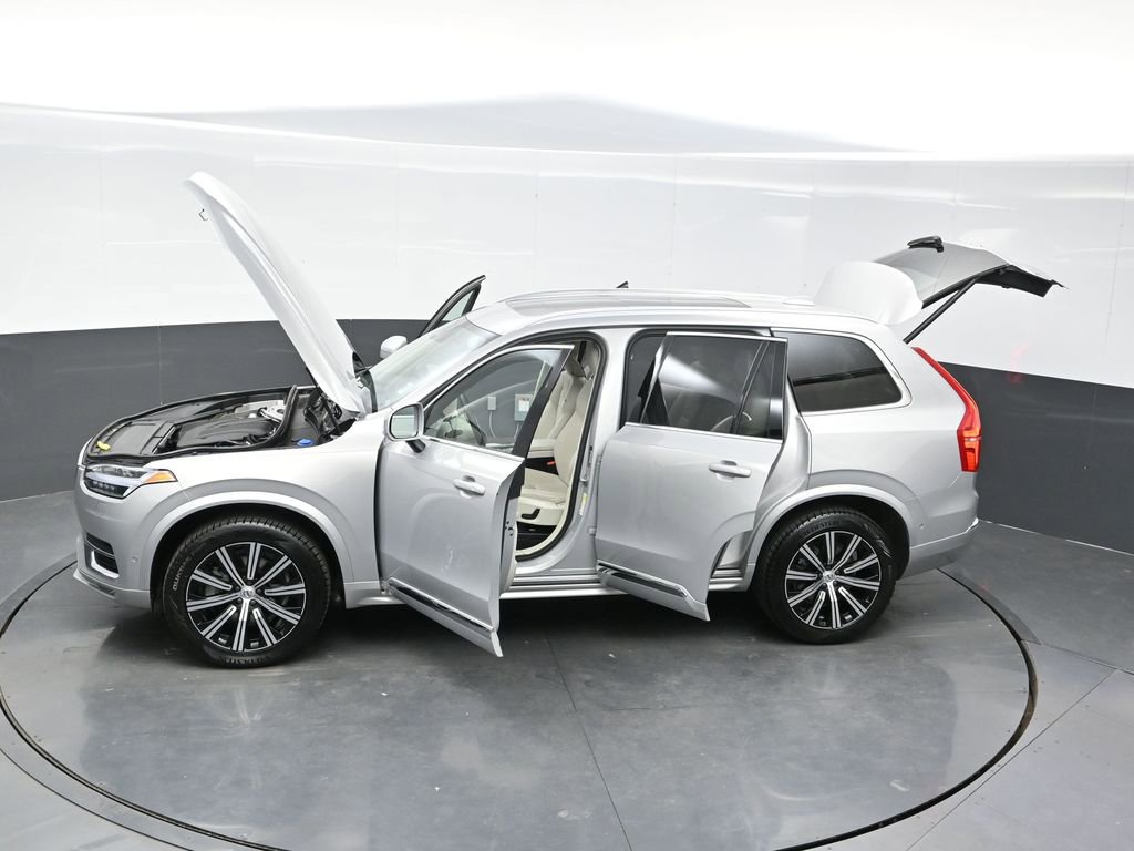 Used 2023 Volvo XC90 B5 Plus w/ Protection Package Premier image 37
