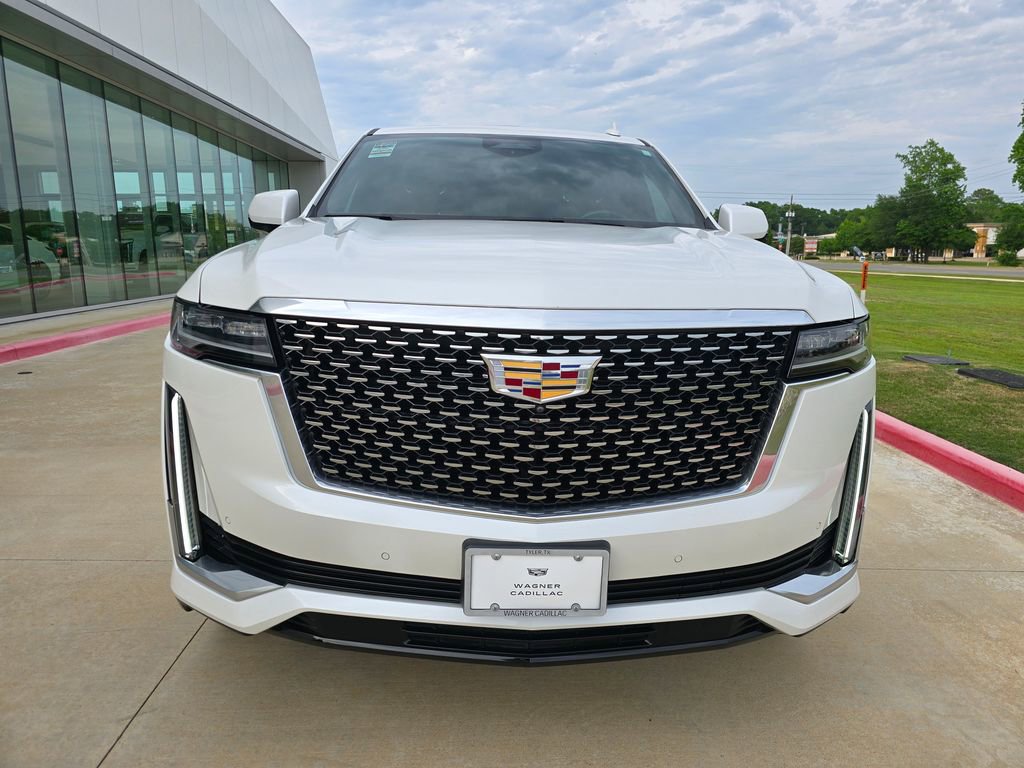 Used 2024 Cadillac Escalade Premium Luxury Platinum RWD image 8