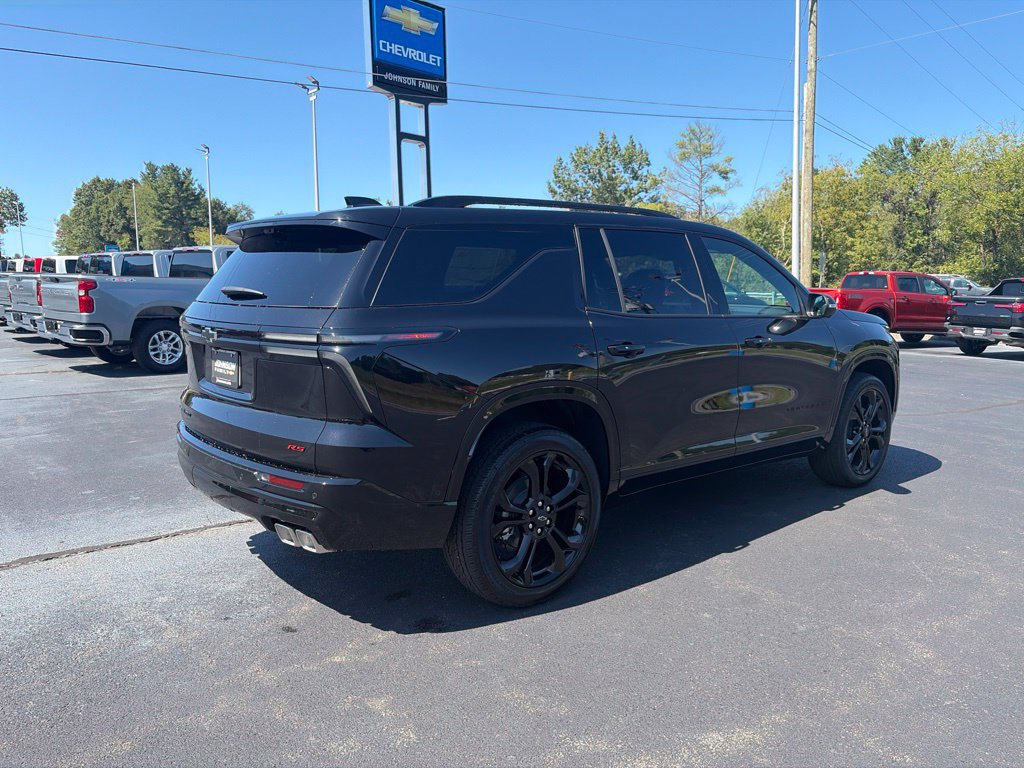 New 2027 Chevrolet Traverse RS w/ LPO, Floor Liner Package AWD/4WD image 8