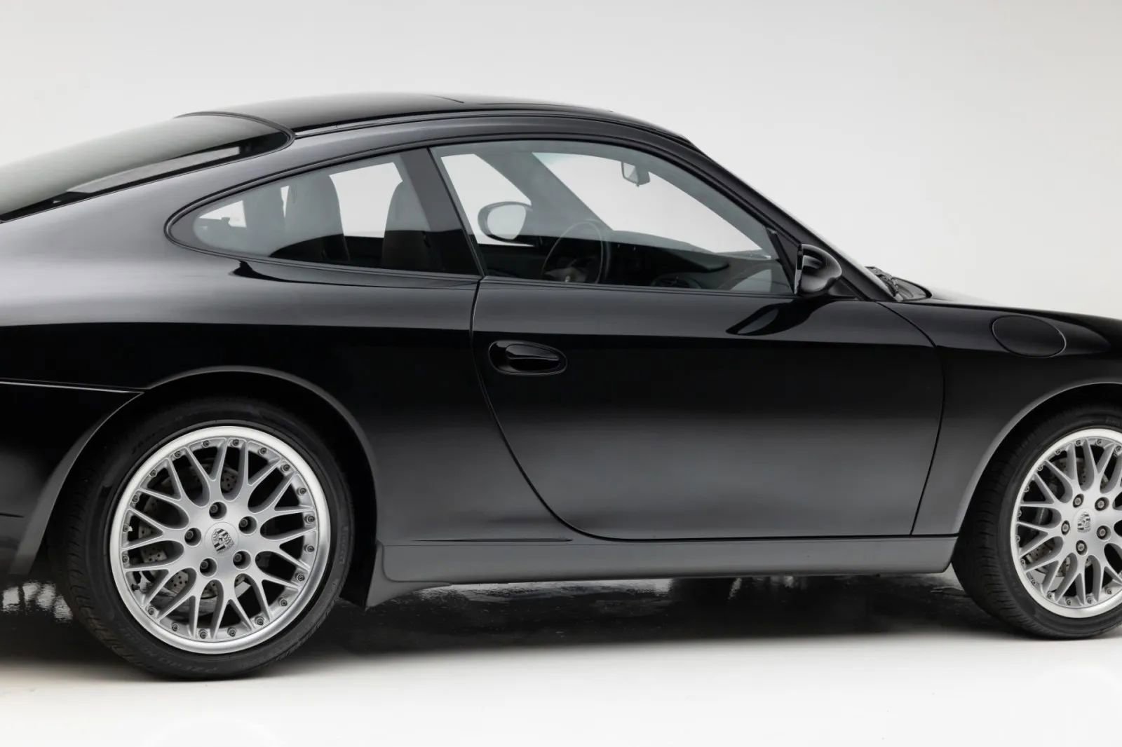 Used 2001 Porsche 911 Carrera 4 AWD/4WD image 31