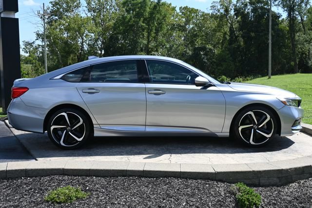 Used 2018 Honda Accord Sport image 4